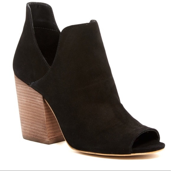 Steve Madden Shoes - Steve Madden Tristy Black Booties